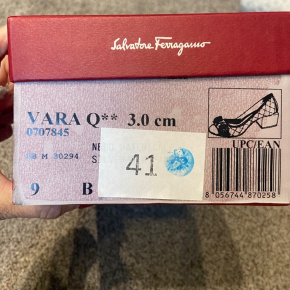 Salvatore Ferragamo Vara Q shoes - Picture 5 of 5